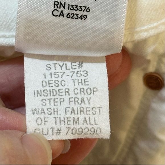 Mother Denim The Insider Crop Step Fray Jeans Fairest Of Them All White Size 28 - Picture 8 of 12